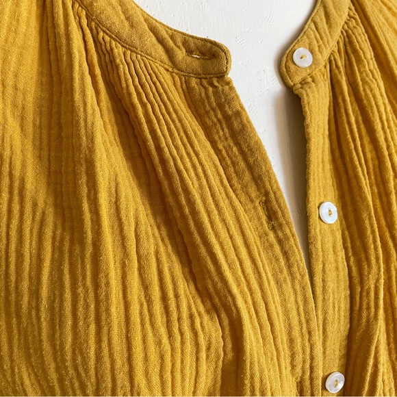 1 State Crinkly Cotton Button Down Shirt Tunic, Women Medium Mustard Yellow - Picture 4 of 8